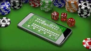 Antarmuka permainan Gem Saviour di aplikasi mobile cabe 4d dengan simbol batu permata berwarna-warni